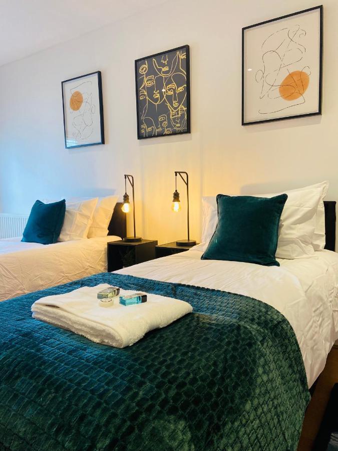 2 Bedroom, 2 Bathroom Apartment With Free Parking In A Great Location ケンブリッジ エクステリア 写真